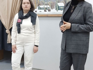 Открытие выставки. Елена Иль и Арутчева Дарья Дмитриевна