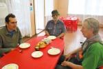 Завтрак участников пленэра