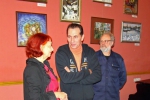 Александр Авдюшкин благодарит организатора выставки Татьяну Витальевну за помощь в организации выставки
